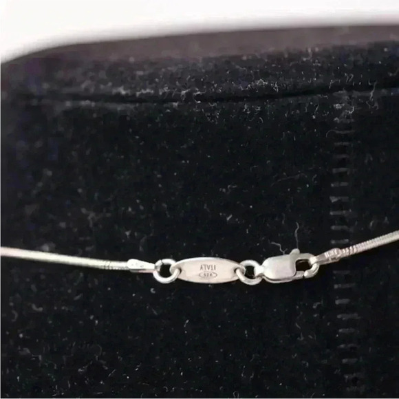 Paolo Romeo Pendant on 12.43 G Sterling Silver Omega Chain GORGEOUS - Picture 5 of 16